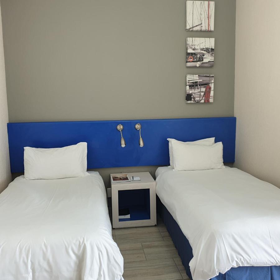 Premier Splendid Inn Bayshore Ричардс-Бей Экстерьер фото